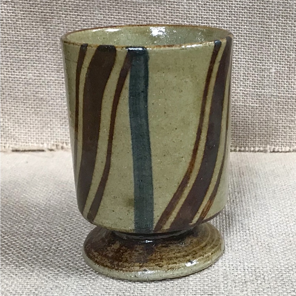 Vintage Geometric Lines Pedestal Coffee Mug Cup Pottery Gremlin Goblin Core MCM - Picture 2 of 7